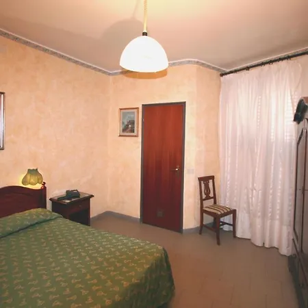 コルテーゼ ホテル パレルモ